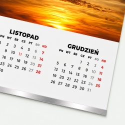 Kalendarz listwa srebrna dolna.